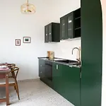 Appartamento New Modern Rab Town
